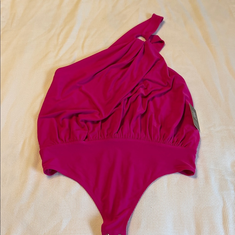 Express Skimming One Shoulder O-Ring Body Suit Fuchsia Color Size XS NWT - Picture 4 of 12